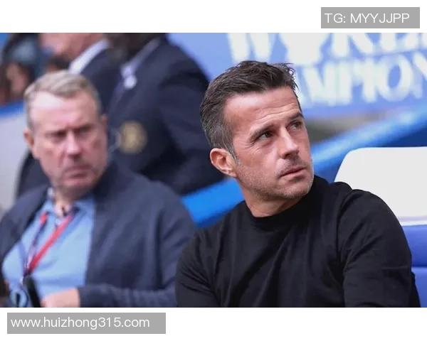 富勒姆与西汉姆联激战成和比赛结果引发球迷热议